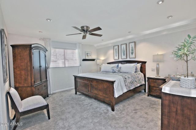 8432 E TURNEY Avenue, Scottsdale, AZ 85251