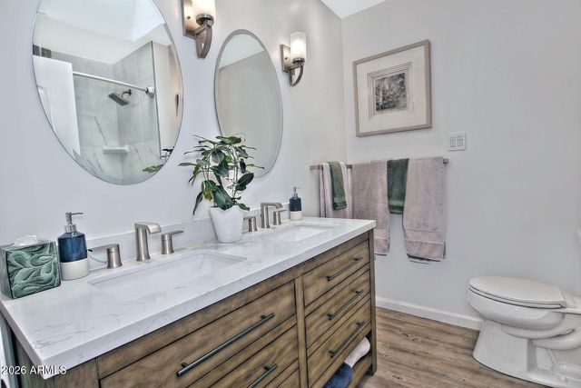 8432 E TURNEY Avenue, Scottsdale, AZ 85251