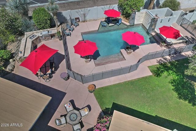 8432 E TURNEY Avenue, Scottsdale, AZ 85251
