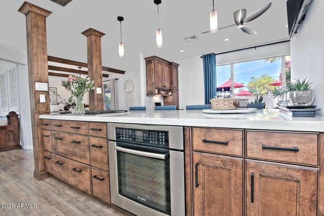 8432 E TURNEY Avenue, Scottsdale, AZ 85251