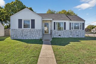 972 Malquin Dr, Nashville, TN 37216