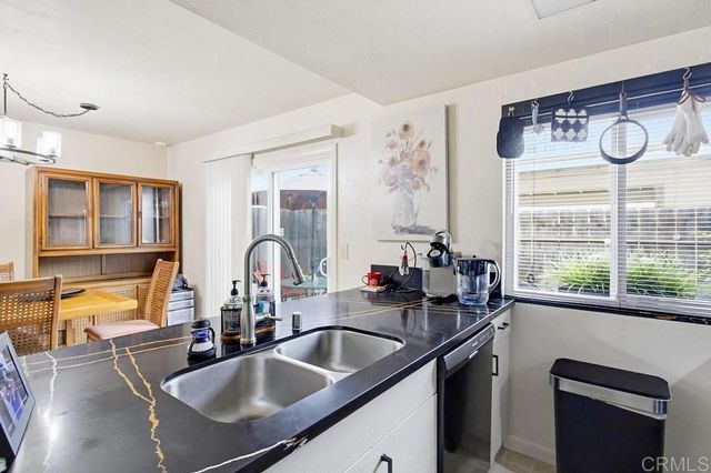 7861 Rancho Fanita Drive B, Santee, CA 92071