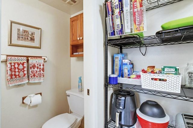 7861 Rancho Fanita Drive B, Santee, CA 92071