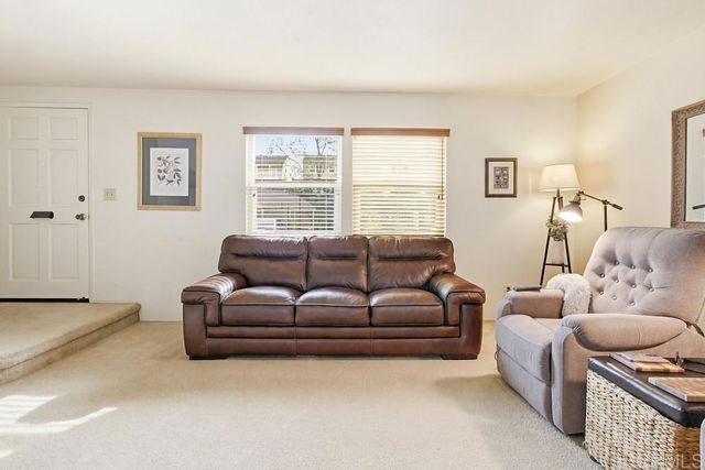 7861 Rancho Fanita Drive B, Santee, CA 92071