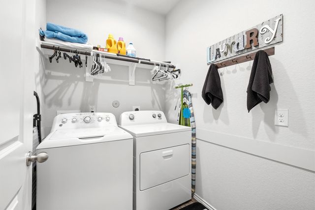 2219 Silver Dove Lane, Conroe, TX 77301