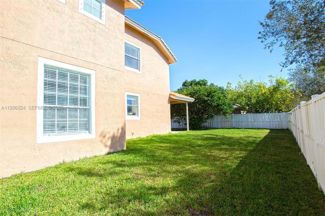 2023 NW 141st Ave, Pembroke Pines, FL 33028