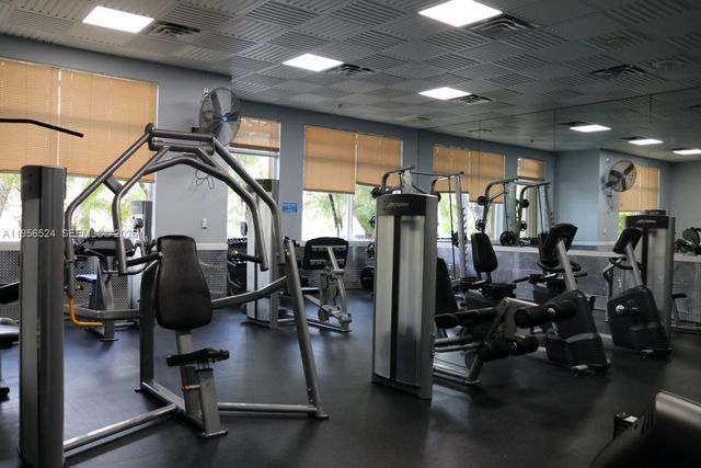 2023 NW 141st Ave, Pembroke Pines, FL 33028