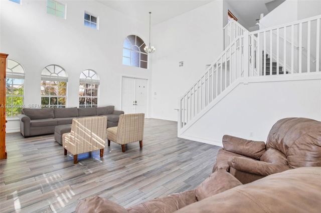 2023 NW 141st Ave, Pembroke Pines, FL 33028