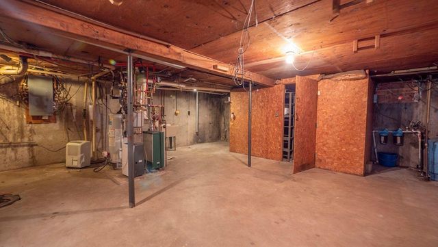 N3379 COUNTY ROAD V, Hancock, WI 54943