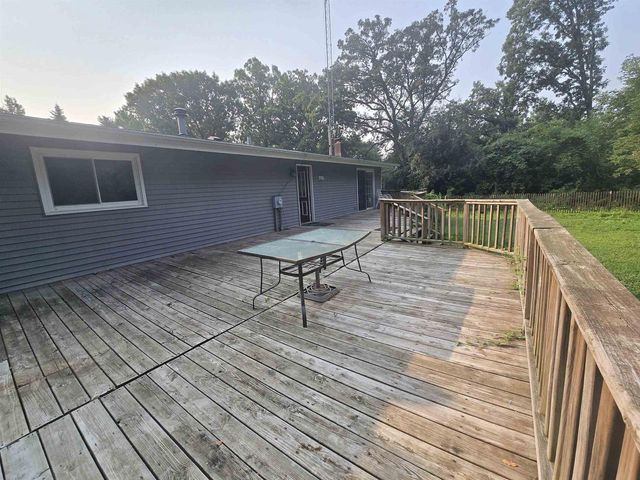 N3379 COUNTY ROAD V, Hancock, WI 54943