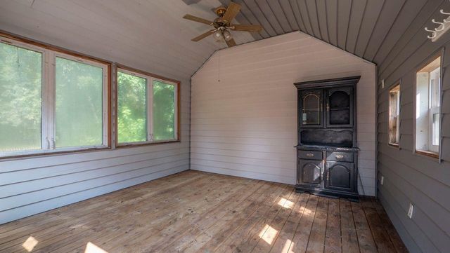 N3379 COUNTY ROAD V, Hancock, WI 54943