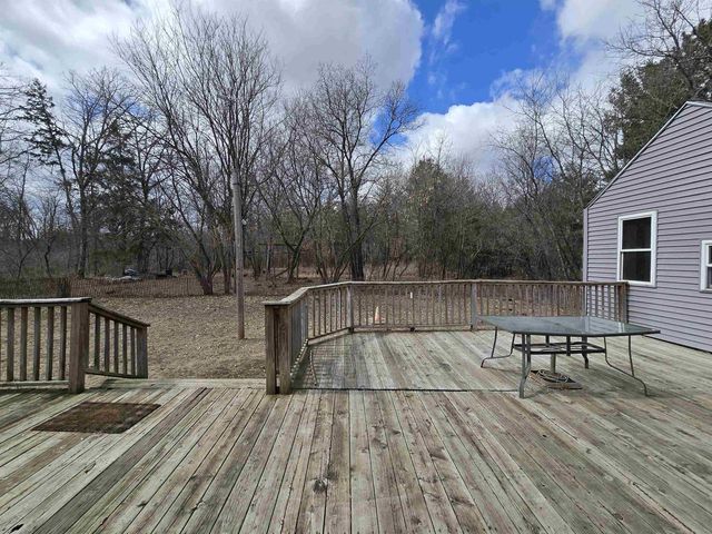 N3379 COUNTY ROAD V, Hancock, WI 54943