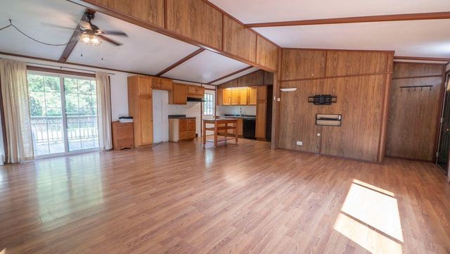 N3379 COUNTY ROAD V, Hancock, WI 54943