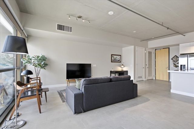 353 East Bonneville Avenue 630, Las Vegas, NV 89101