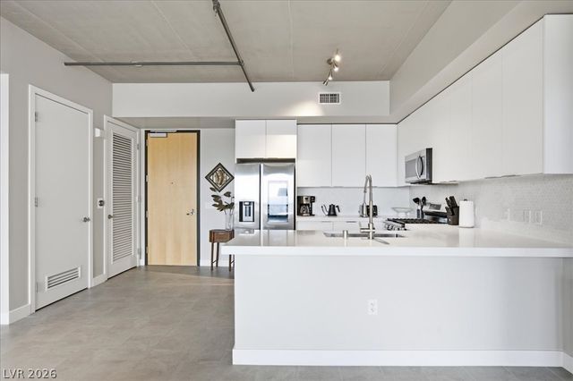 353 East Bonneville Avenue 630, Las Vegas, NV 89101