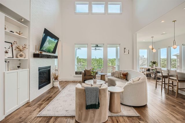 19444 Serenity LN, Lago Vista, TX 78645