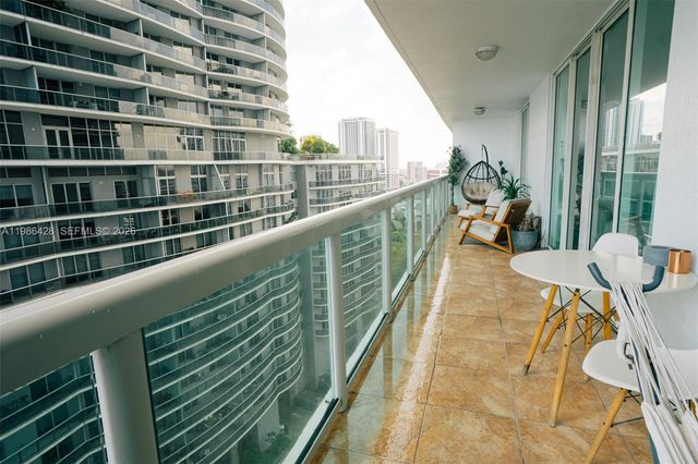 1800 N Bayshore Dr 1412, Miami, FL 33132