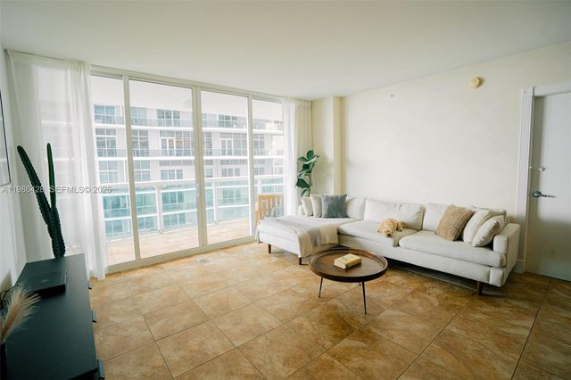 1800 N Bayshore Dr 1412, Miami, FL 33132