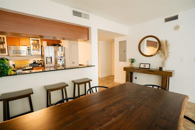 1800 N Bayshore Dr 1412, Miami, FL 33132