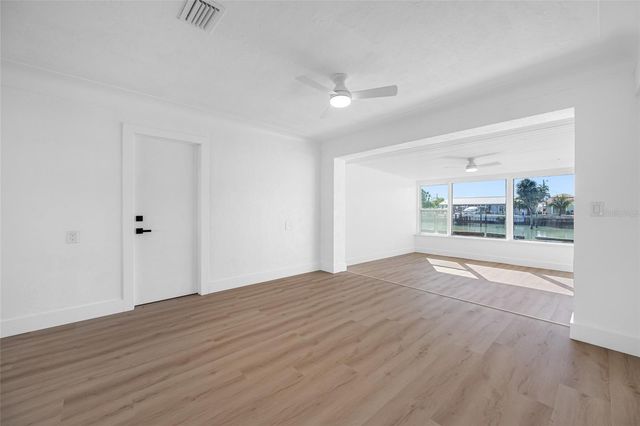 7930 CAUSEWAY BOULEVARD S, St Petersburg, FL 33707