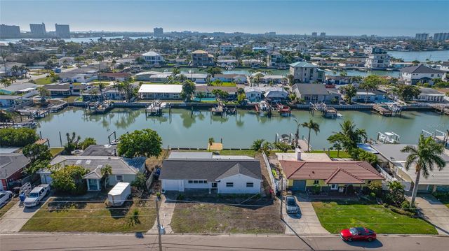 7930 CAUSEWAY BOULEVARD S, St Petersburg, FL 33707