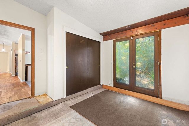 10311 SW 228th Street, Vashon, WA 98070