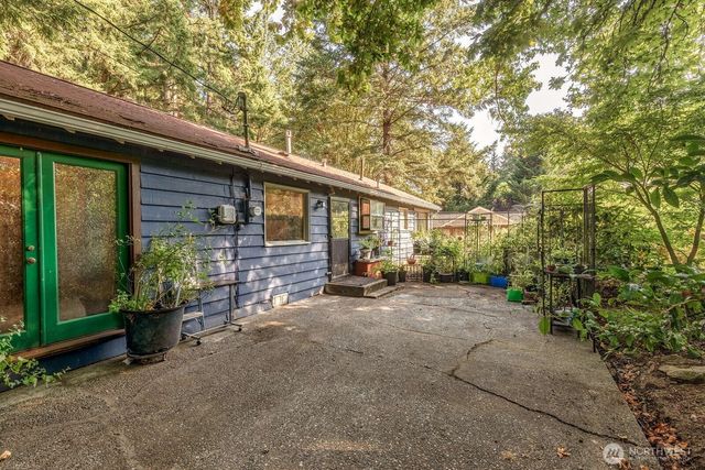 10311 SW 228th Street, Vashon, WA 98070