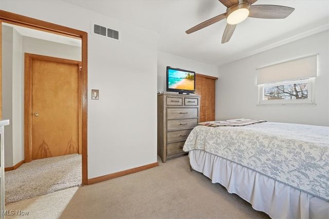 1863 Harding Avenue, Akron, OH 44312