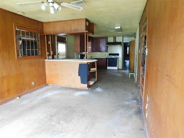 7923 Sunbury Street, Houston, TX 77028