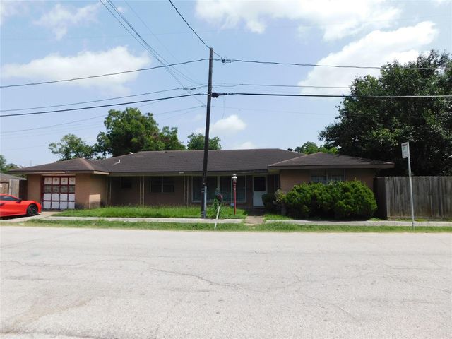 7923 Sunbury Street, Houston, TX 77028