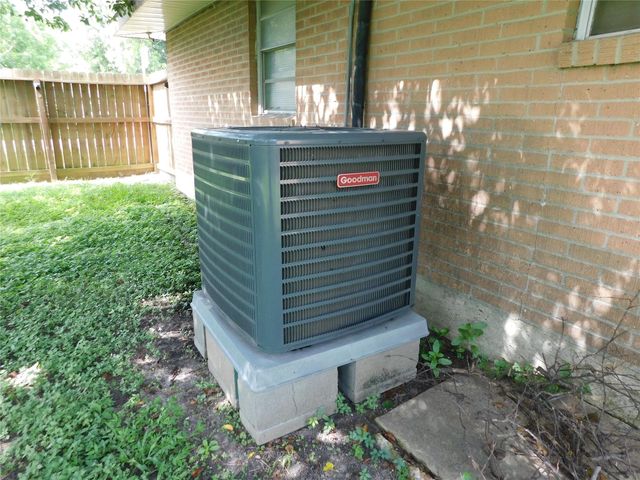 7923 Sunbury Street, Houston, TX 77028