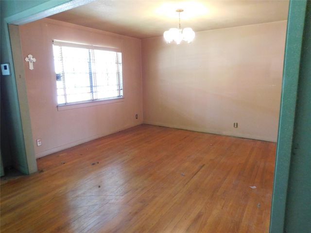 7923 Sunbury Street, Houston, TX 77028