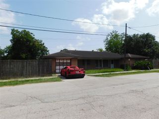 7923 Sunbury Street, Houston, TX 77028