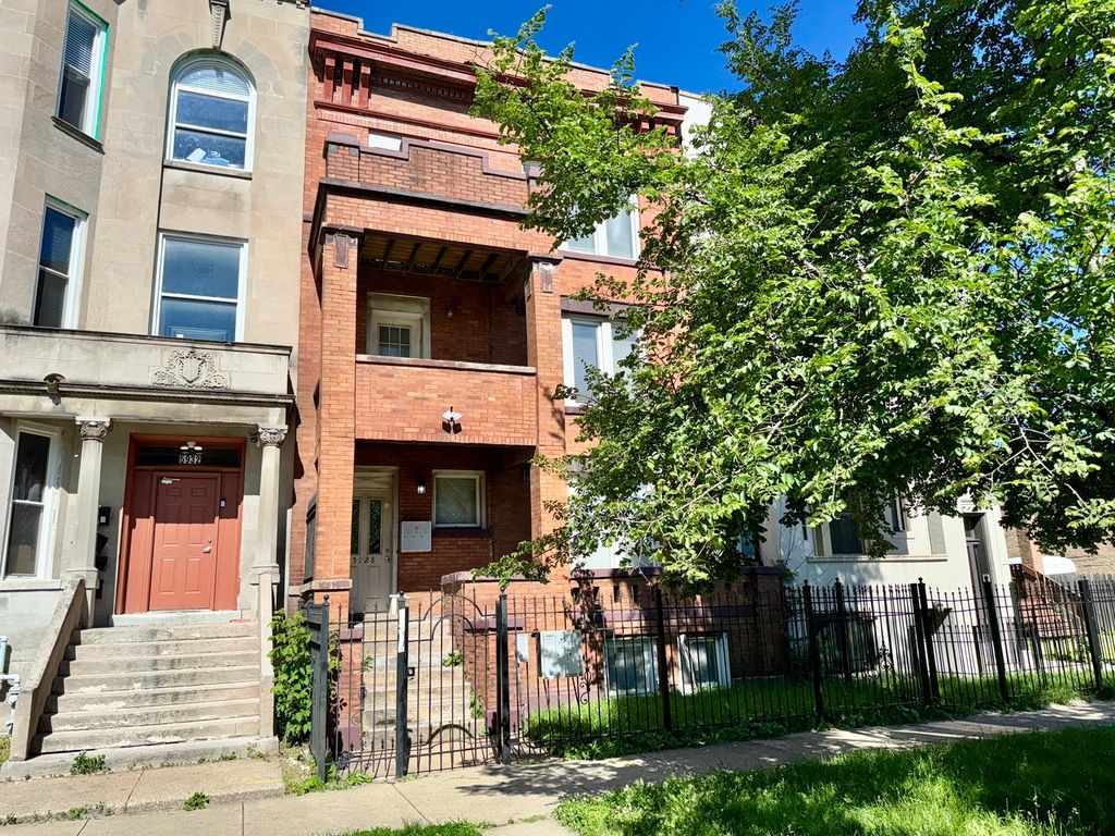 5928 S PRAIRIE Street 3, Chicago, IL 60637