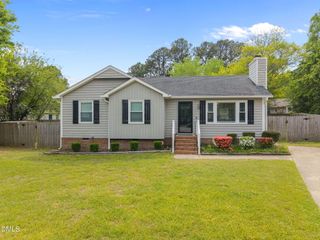 718 E Azalea Court, Fuquay Varina, NC 27526