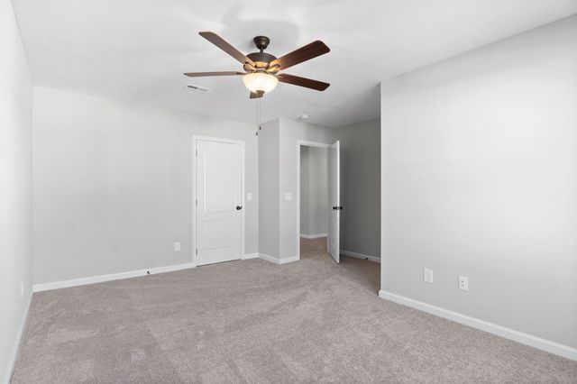 189 Dewberry Ct, Clarksville, TN 37042