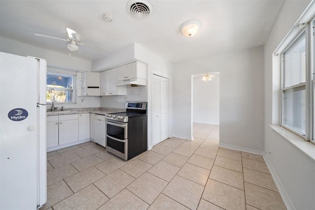 816 TANAGER ROAD, Venice, FL 34293