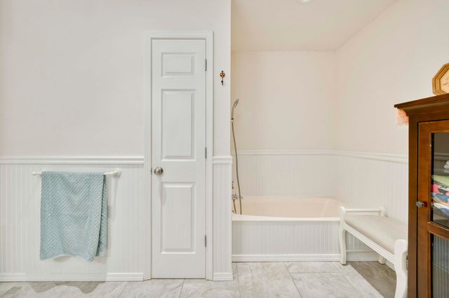 4257 E Misty Woods Street, Springfield, MO 65809