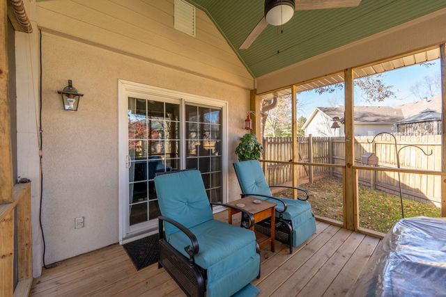 4257 E Misty Woods Street, Springfield, MO 65809