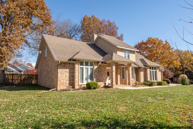 4257 E Misty Woods Street, Springfield, MO 65809