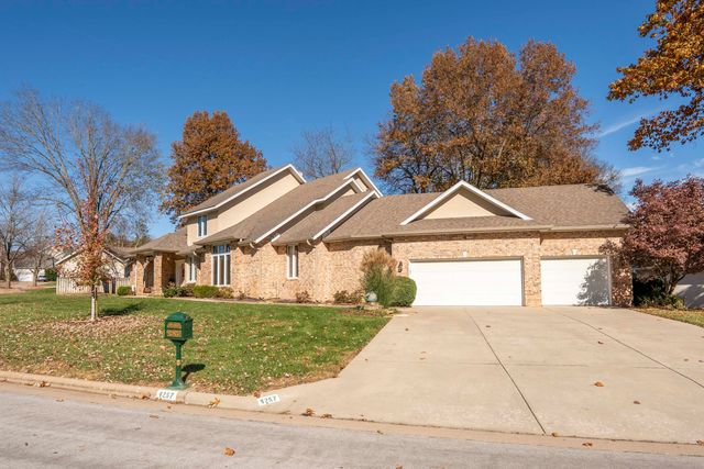 4257 E Misty Woods Street, Springfield, MO 65809