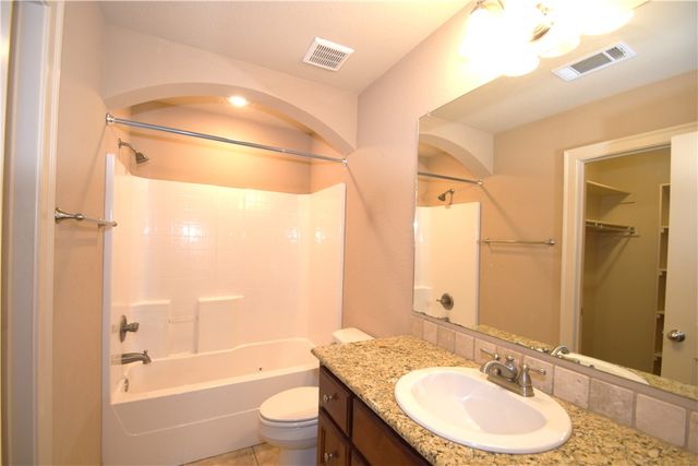3202 Stonepoint Avenue, Bentonville, AR 72713