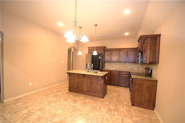 3202 Stonepoint Avenue, Bentonville, AR 72713