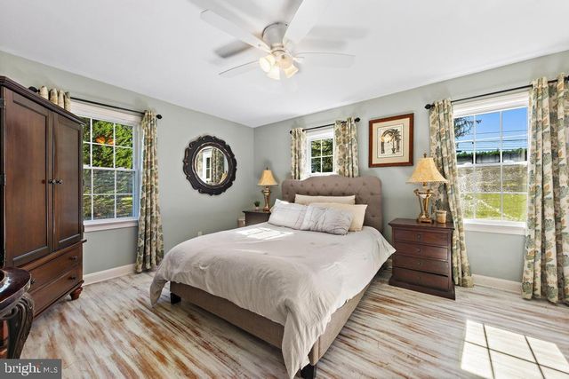 24 WILLOW LAKE DR, Colts Neck, NJ 07722