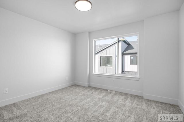 727 Curlew Drive, Ammon, ID 83401