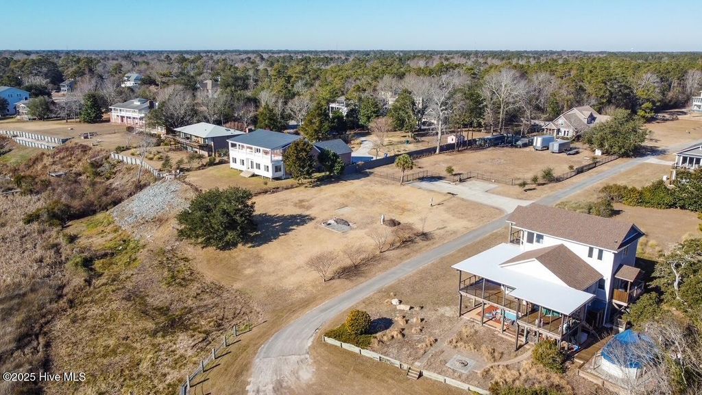 Image 2 of property listing at 1144 Avila Lot B Drive, Hampstead, NC 28443