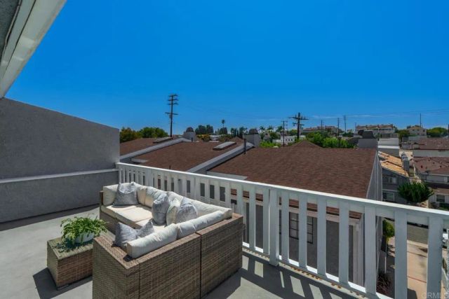 2021 Carnegie Lane Apt 7, Redondo Beach, CA 90278