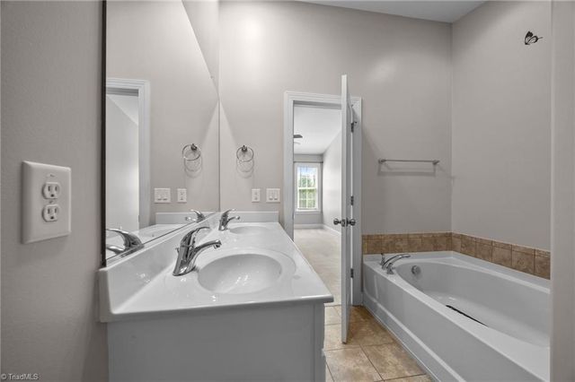 2094 Chandler Village Drive, Graham, NC 27253