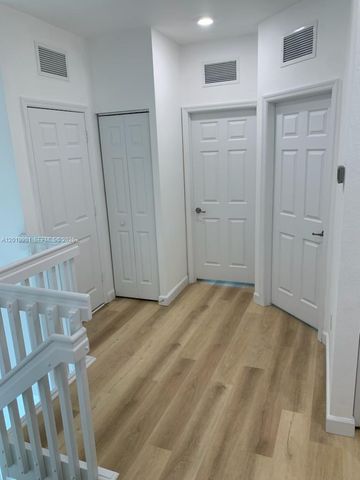 9333 W 34th Ct 9333, Hialeah, FL 33018