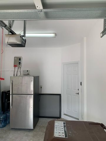 9333 W 34th Ct 9333, Hialeah, FL 33018